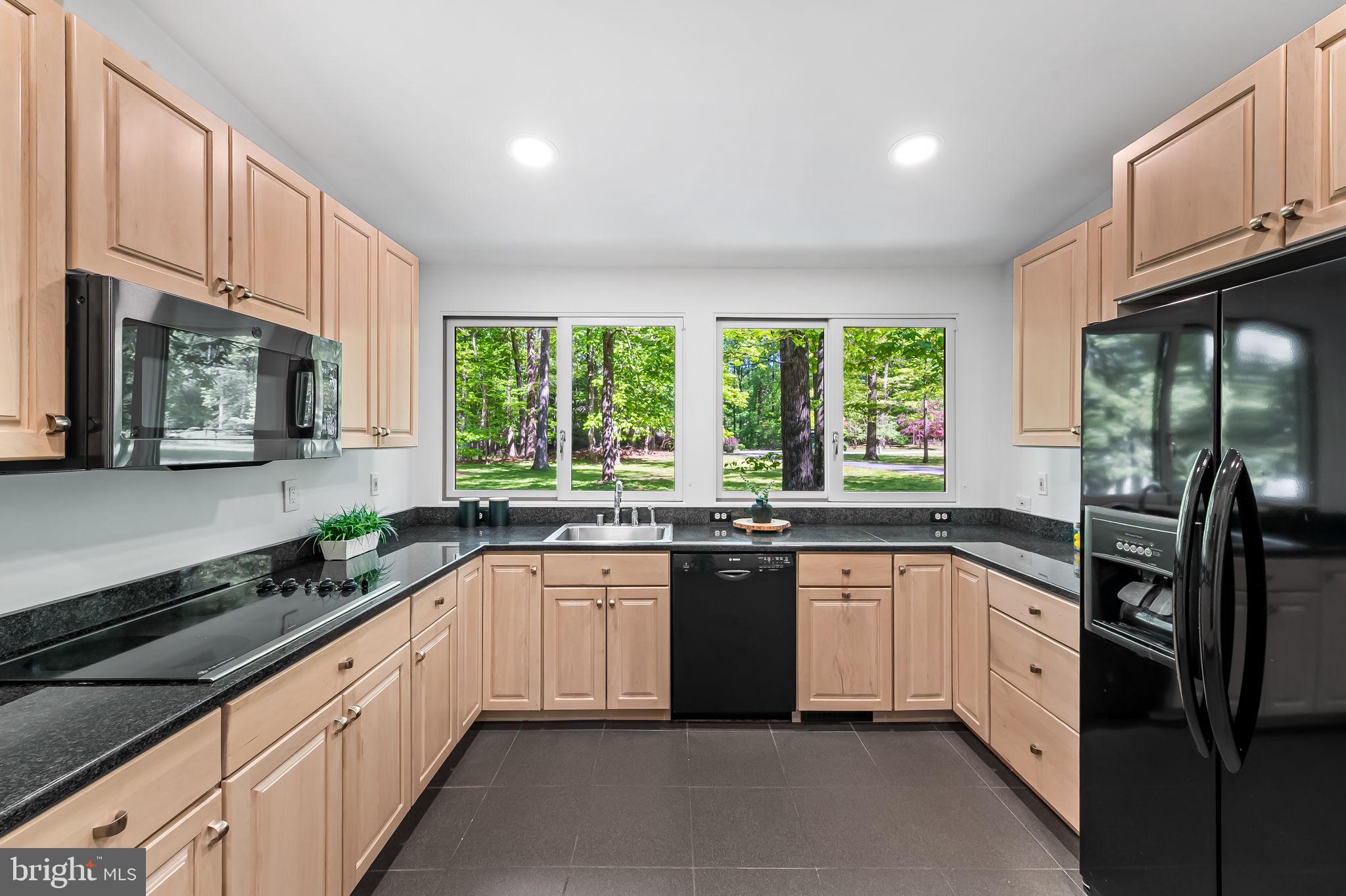 CAVES PARK - Residential
