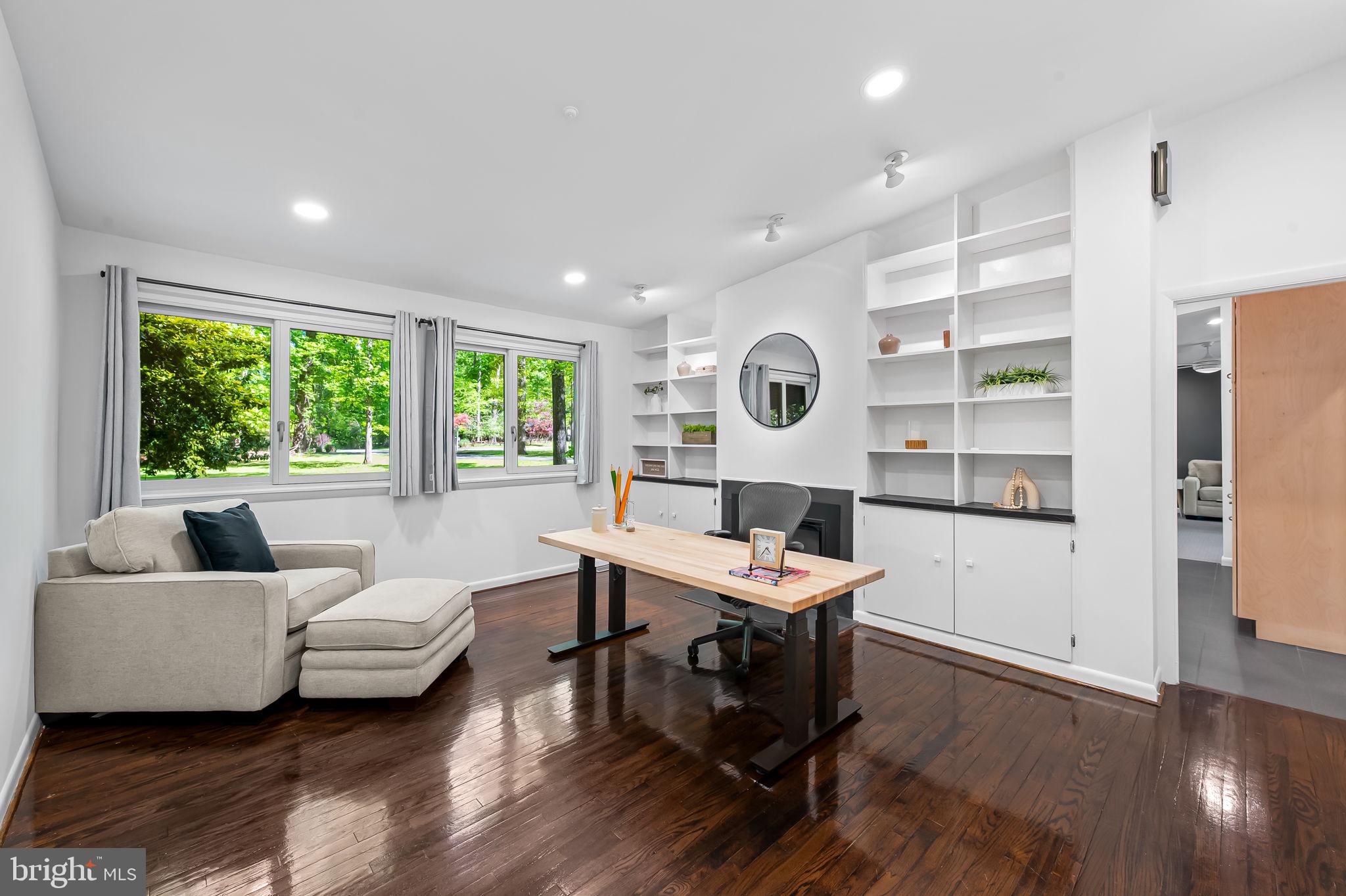 CAVES PARK - Residential