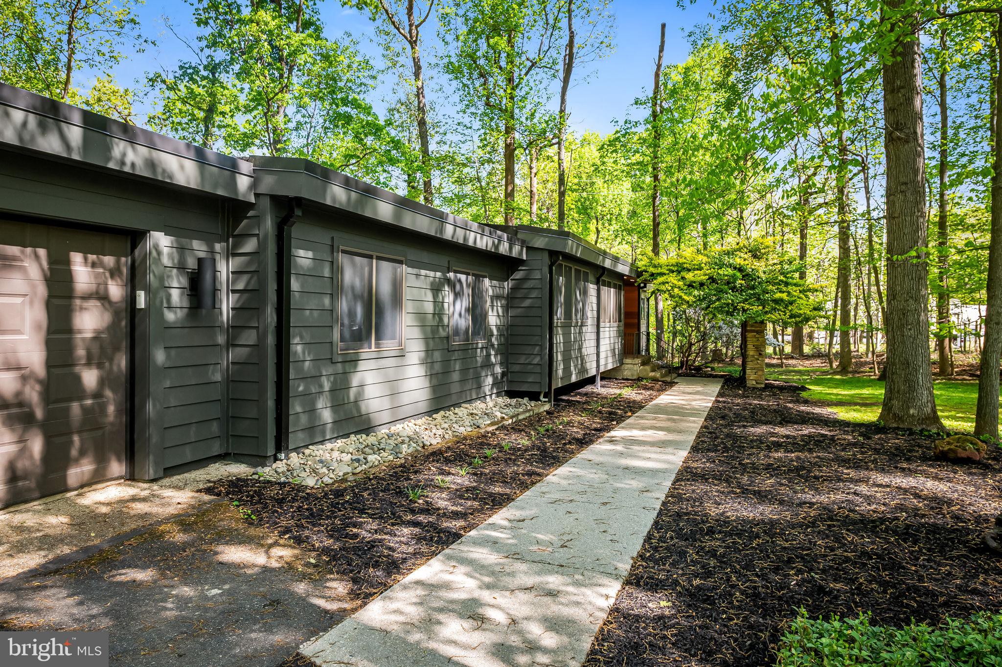 2200 MILLRIDGE ROAD
