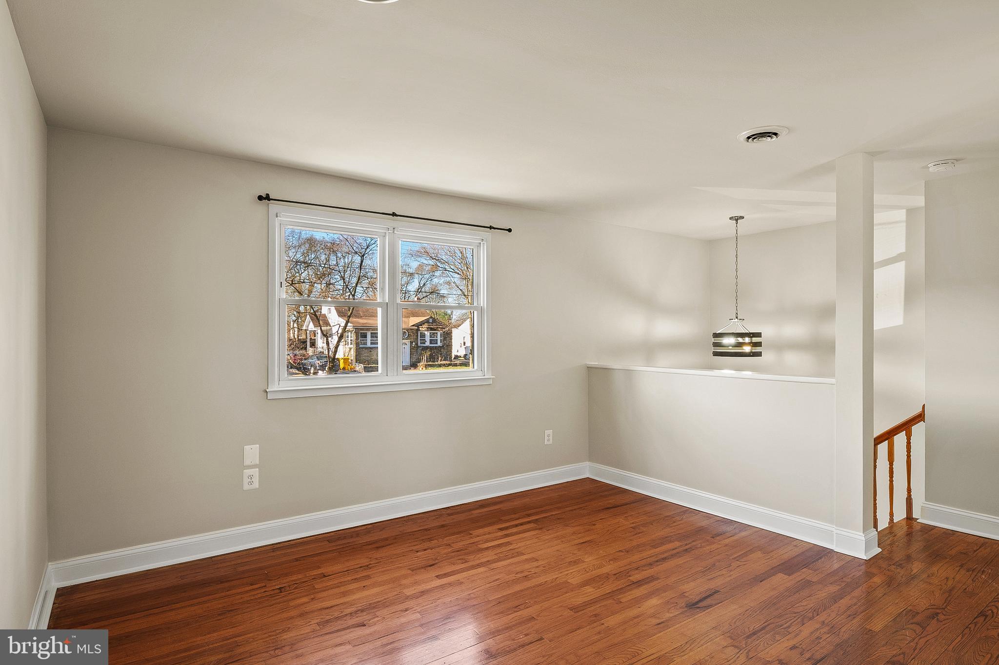 SHORELAND - Residential