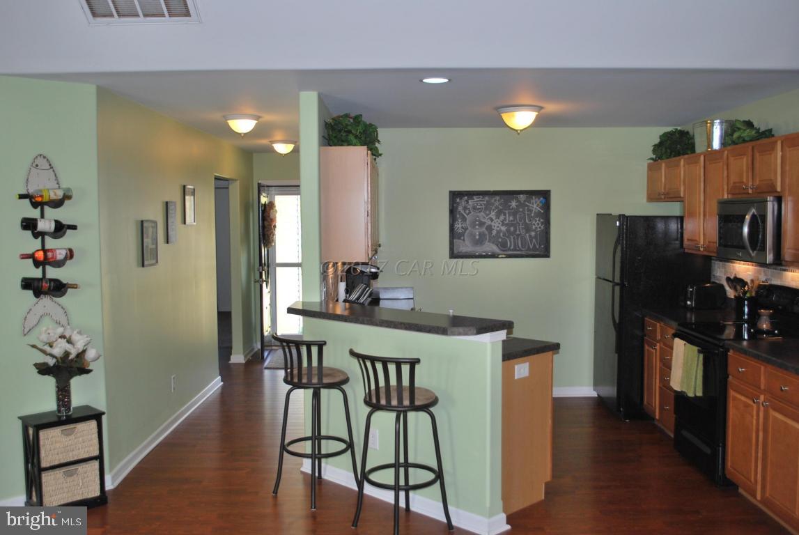 HIDDEN HARBOR - Residential