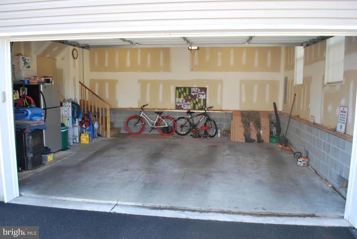 HIDDEN HARBOR - Residential