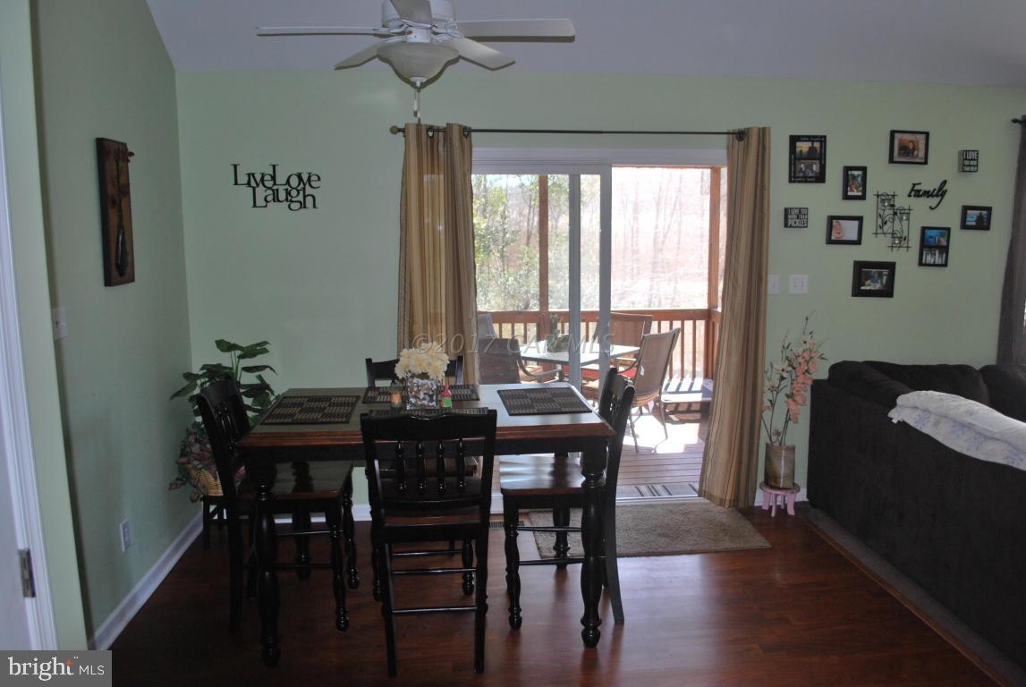 HIDDEN HARBOR - Residential