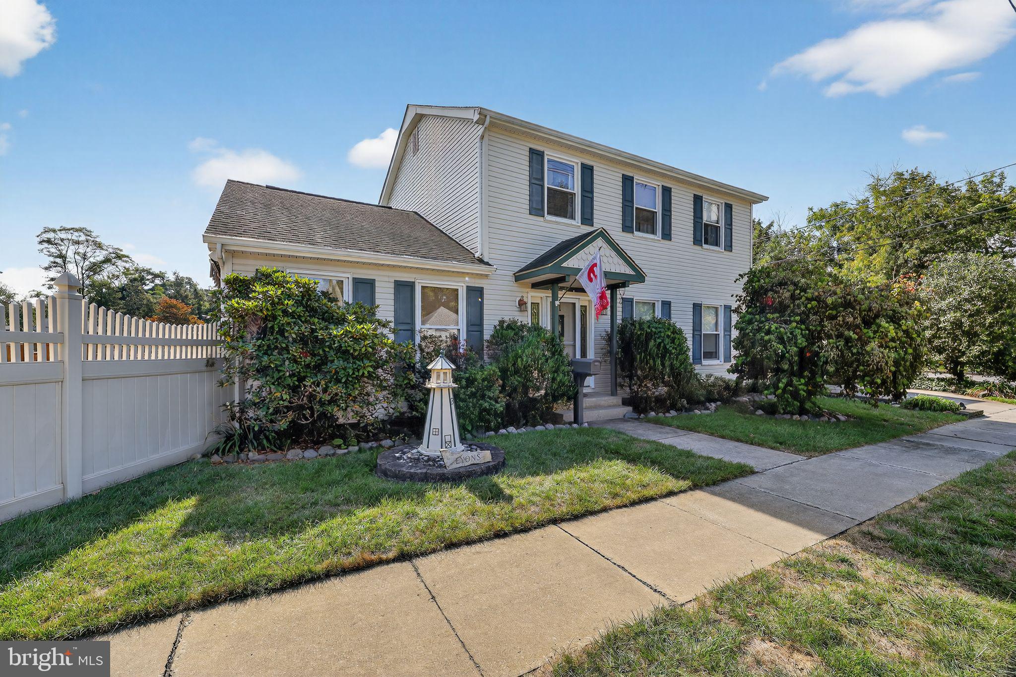 445 WOODBINE AVENUE