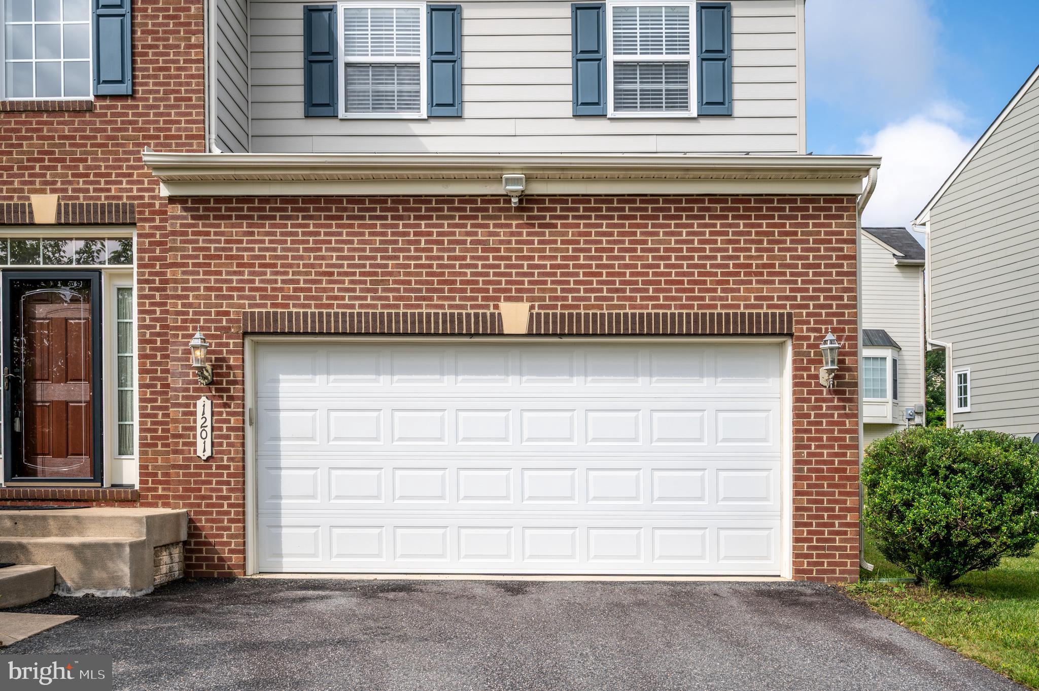 1201 PRESERVE LANE