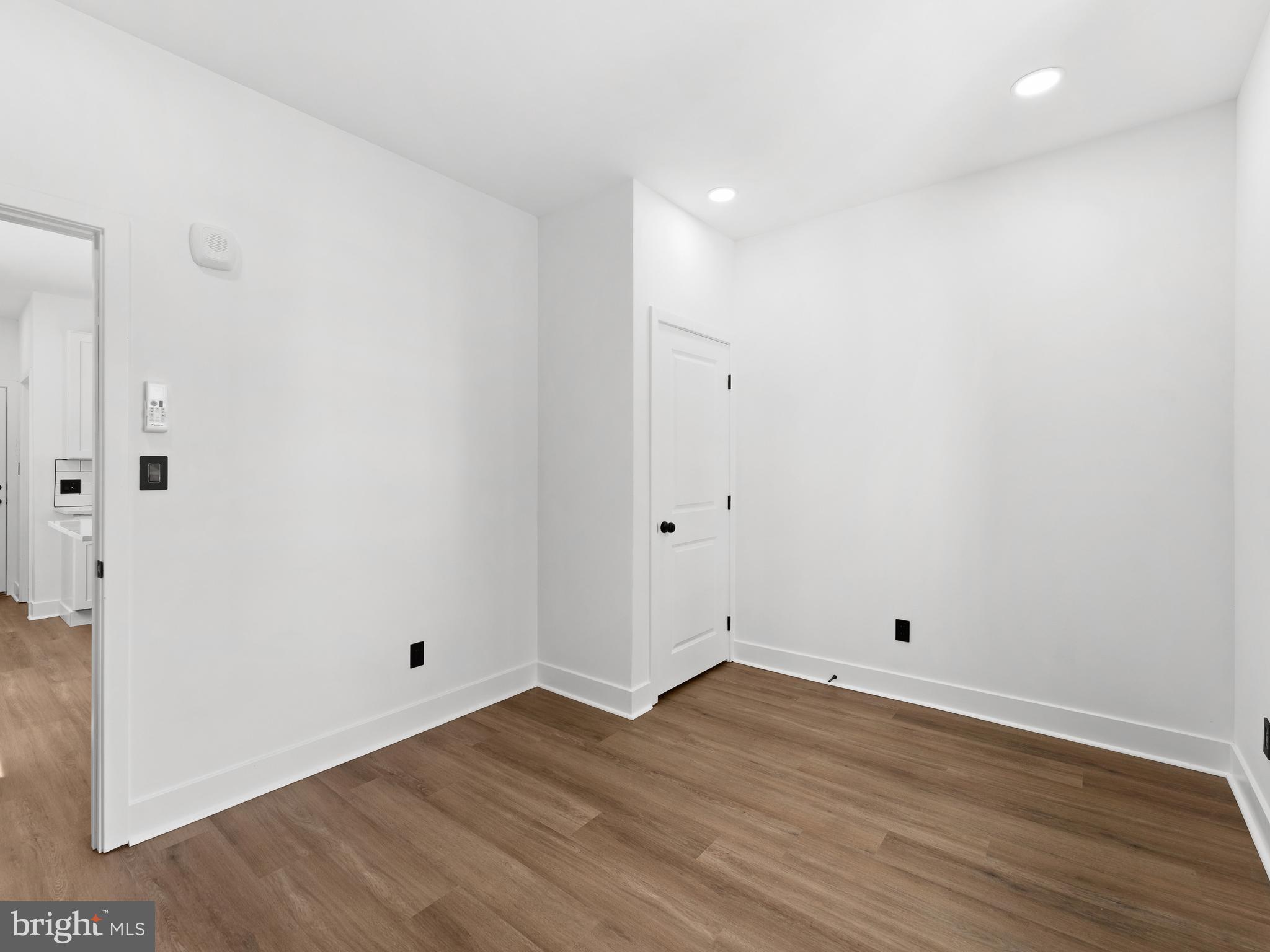 WEST KENSINGTON - Residential Lease