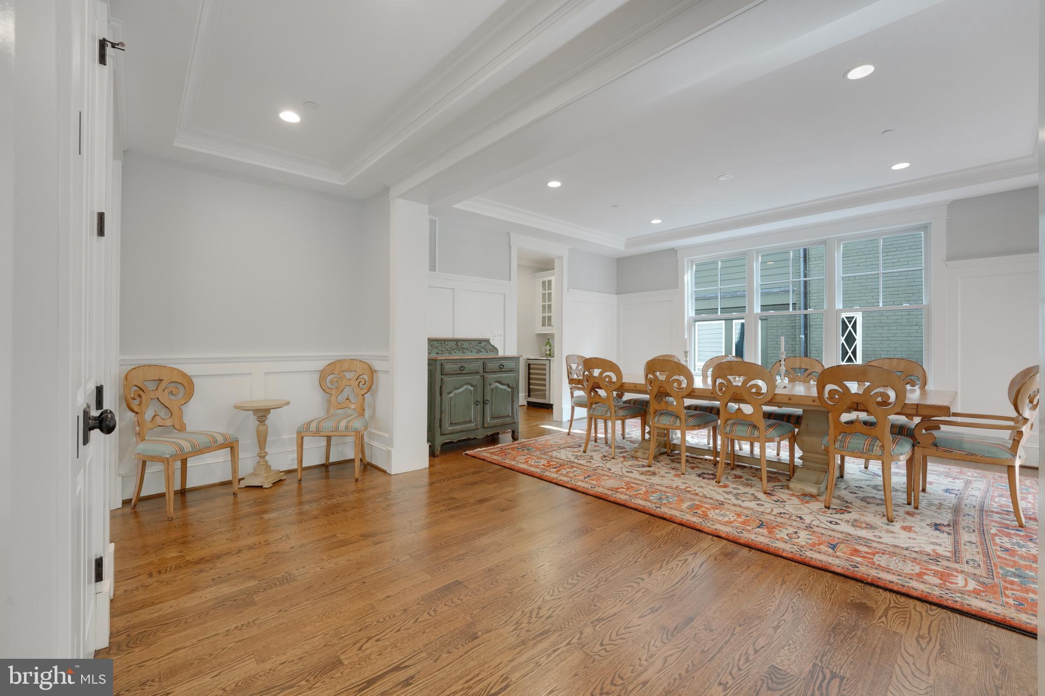 CHEVY CHASE - Residential