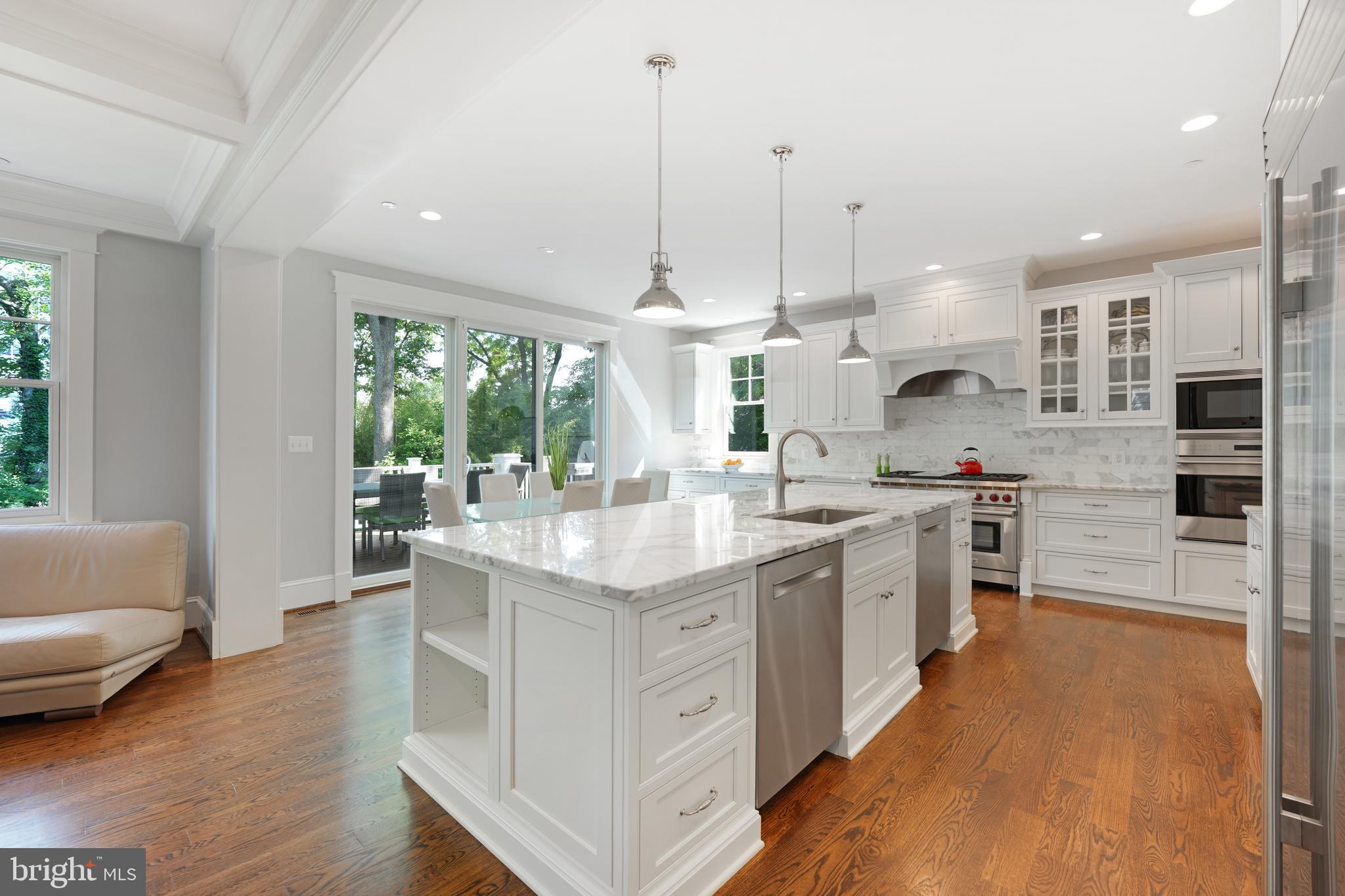 CHEVY CHASE - Residential