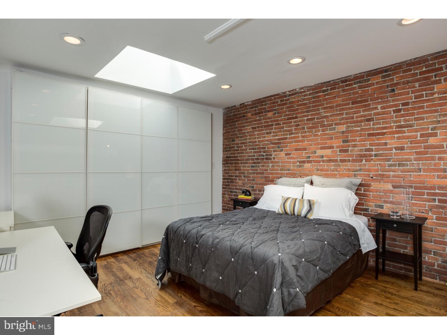 OLD CITY - Residential