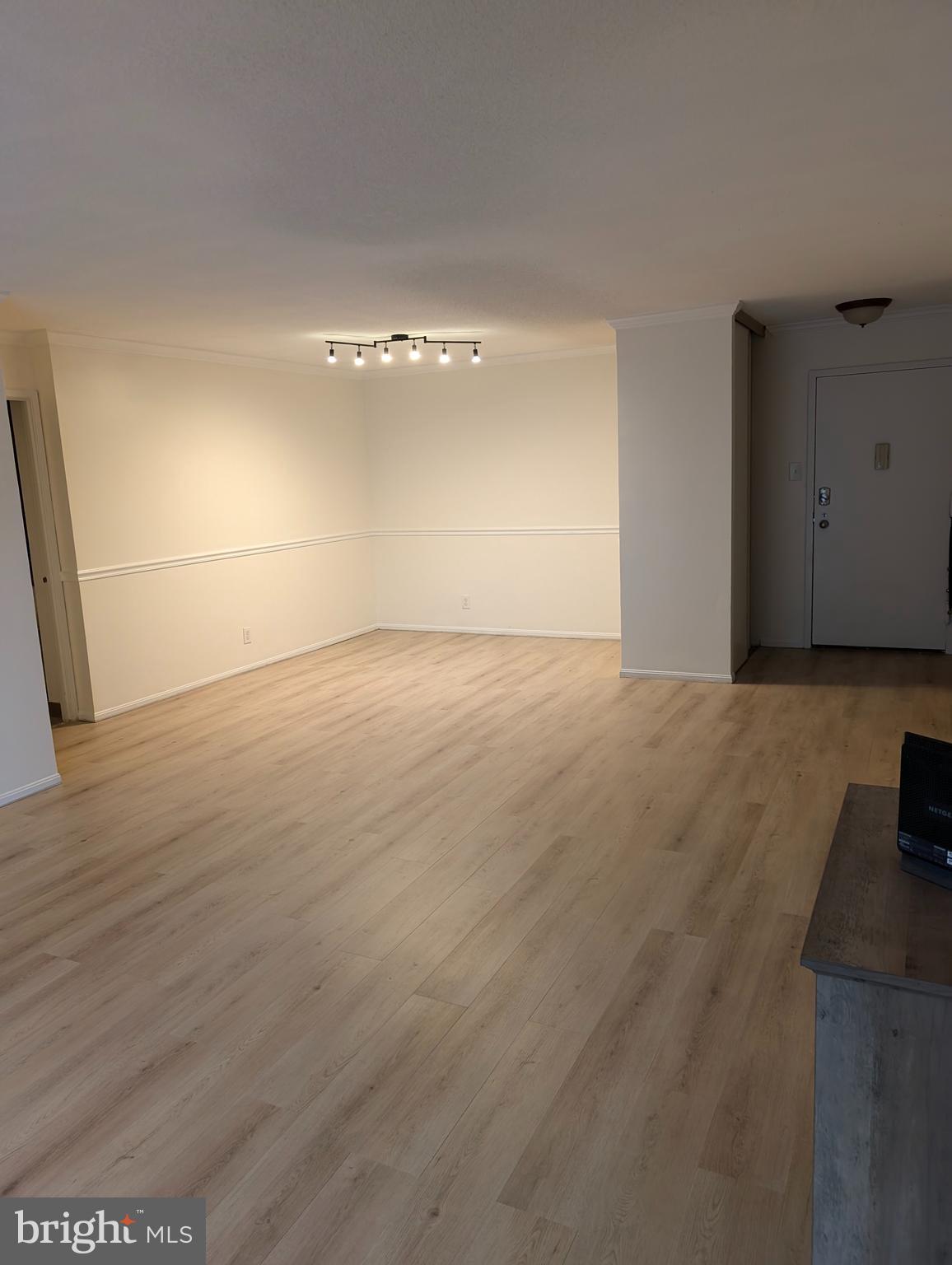 WATERGATE AT LANDMARK - Residential