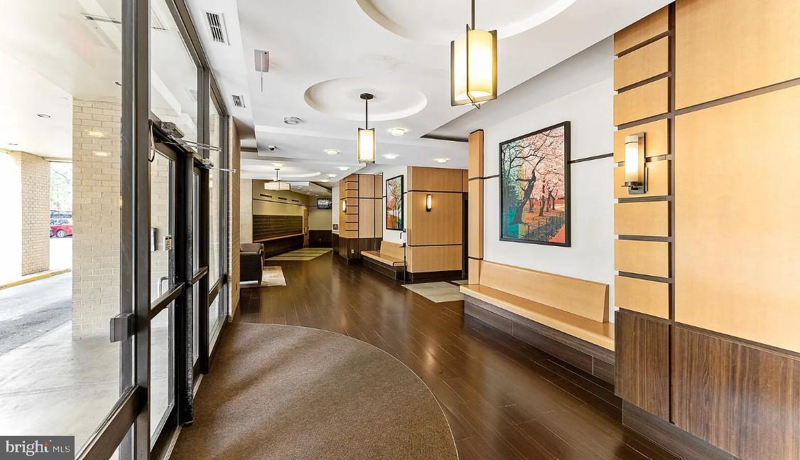 WATERGATE AT LANDMARK - Residential