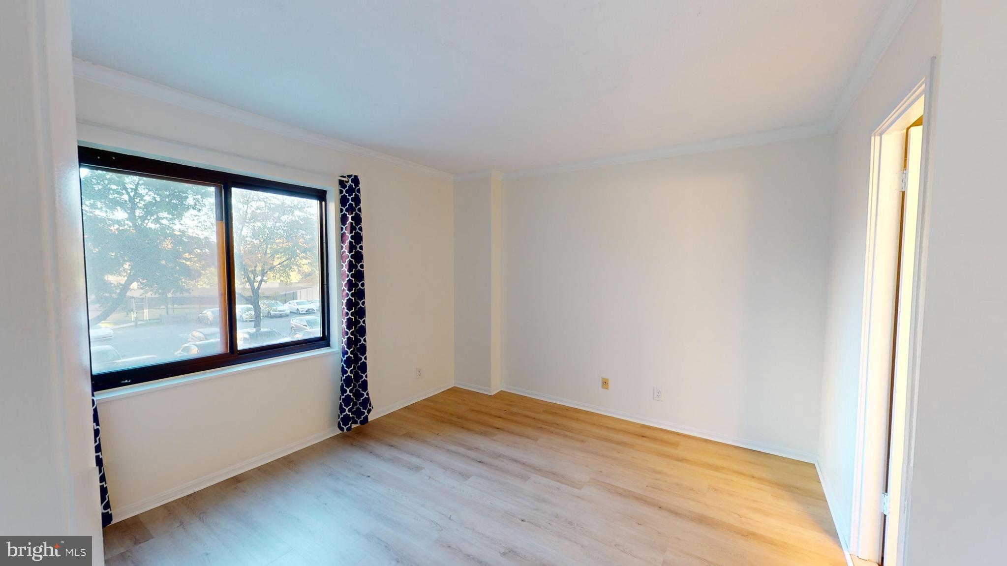 WATERGATE AT LANDMARK - Residential