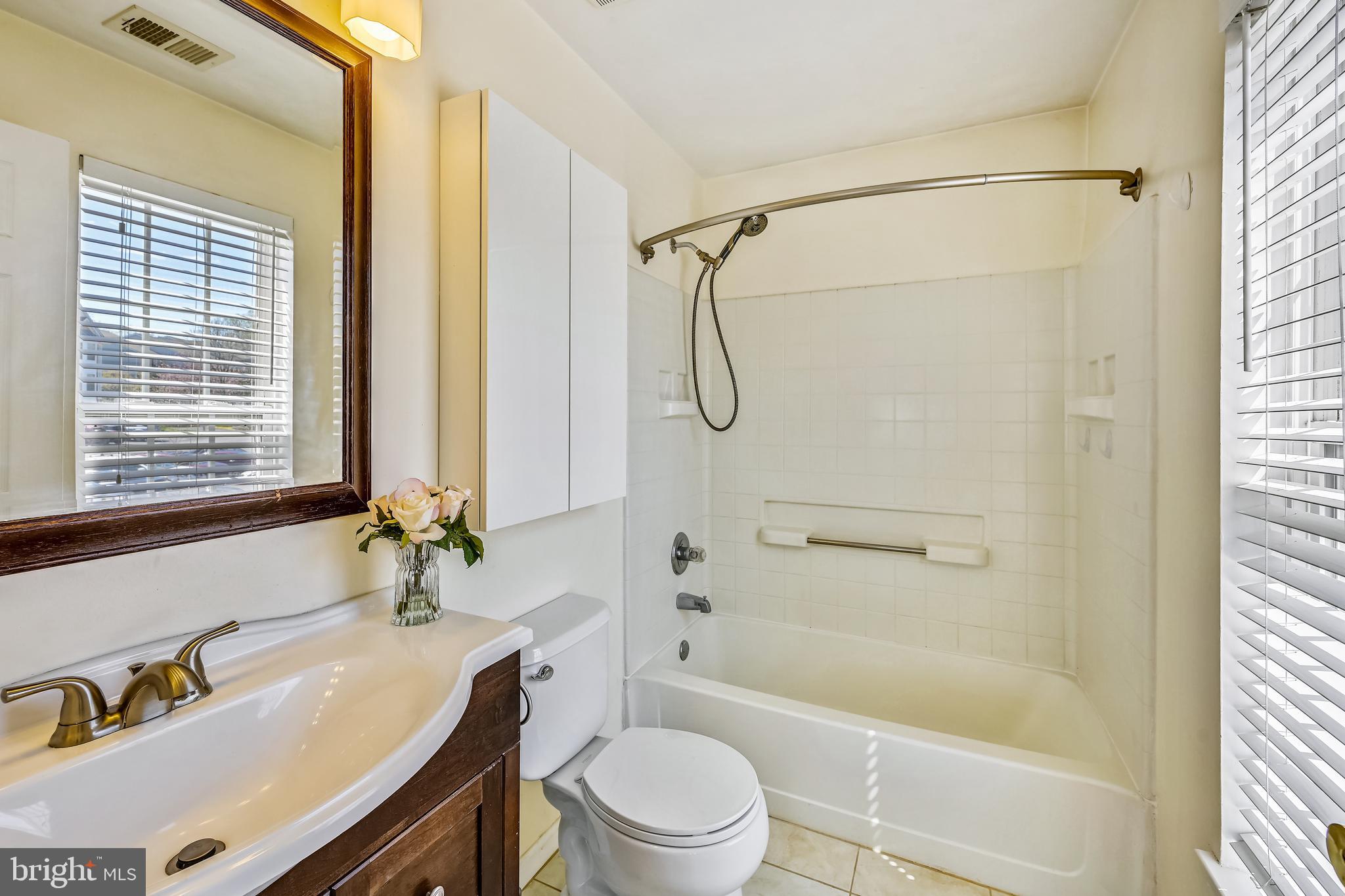 TIDEWATER COLONY - Residential