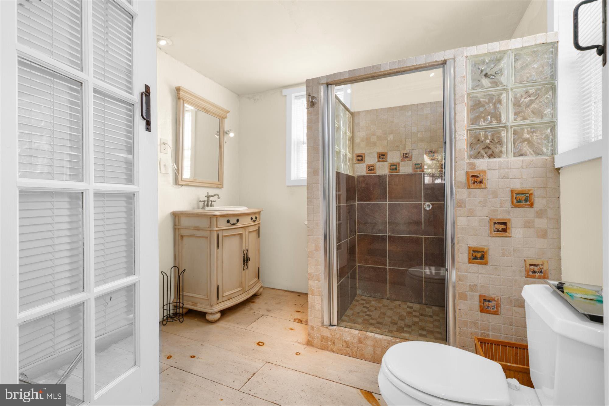 THE MEADOWS - Residential