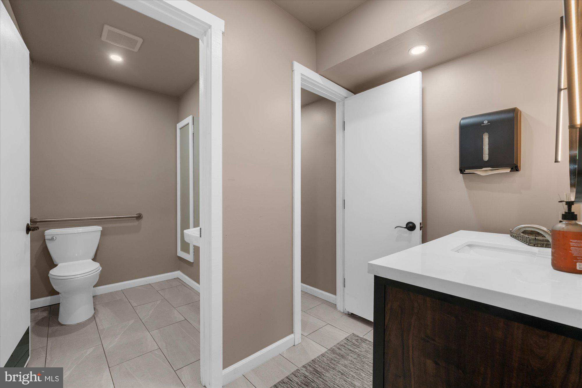 THE MEADOWS - Residential