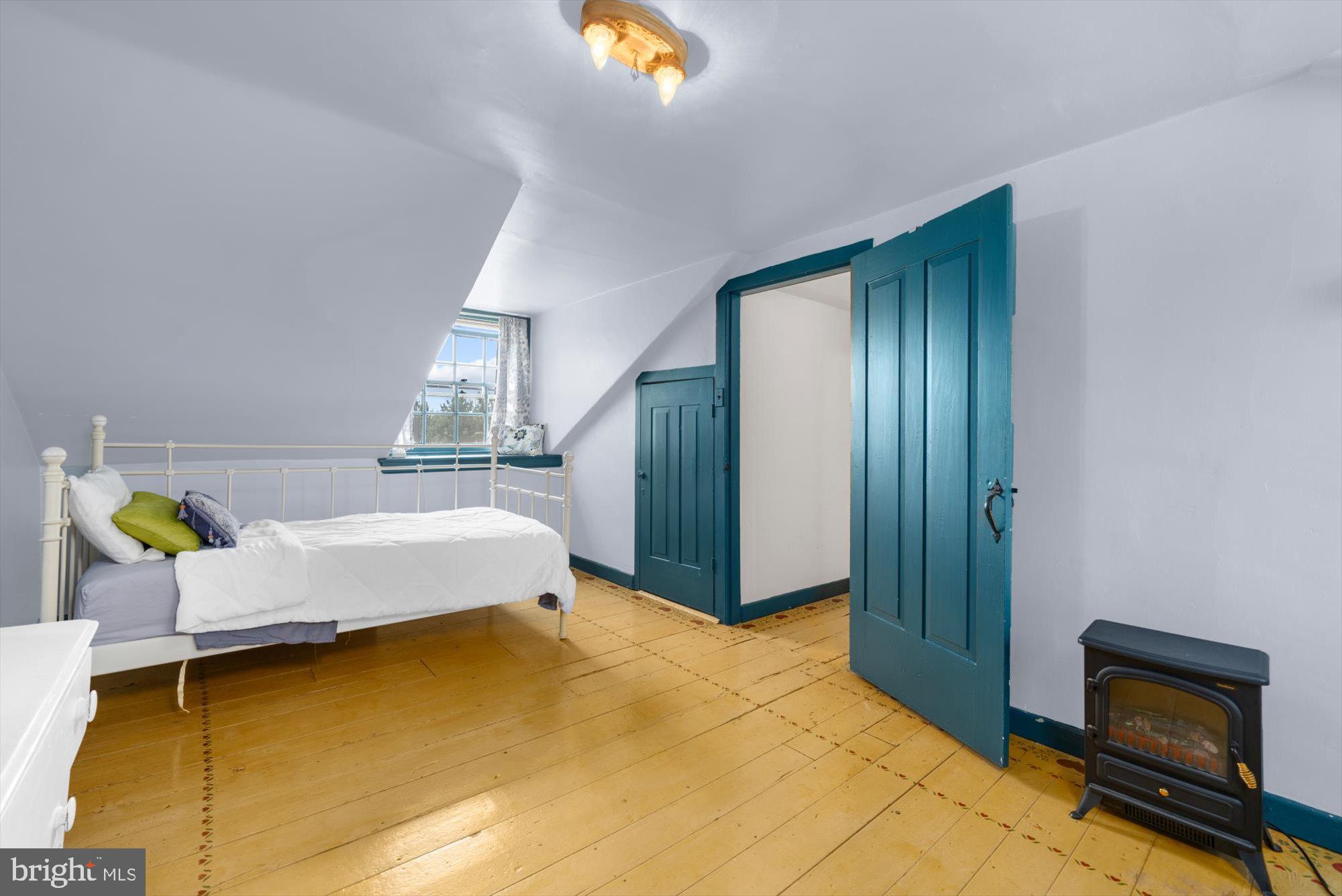 THE MEADOWS - Residential