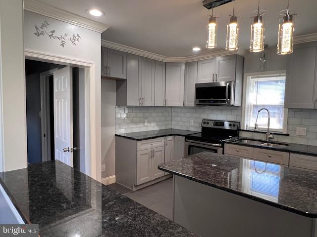 CLAYMONT ADDITION - Residential