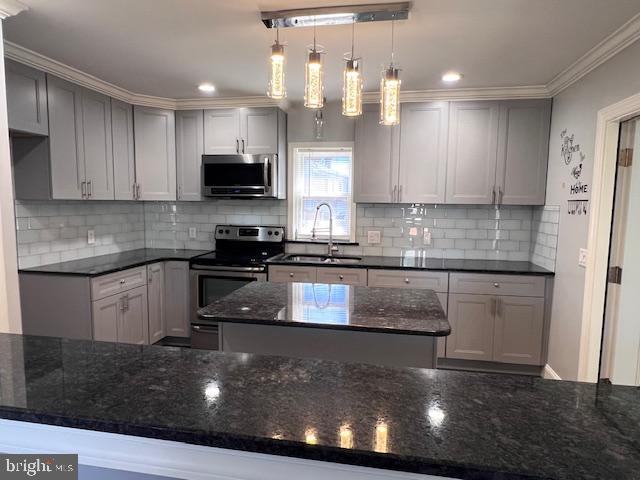 CLAYMONT ADDITION - Residential