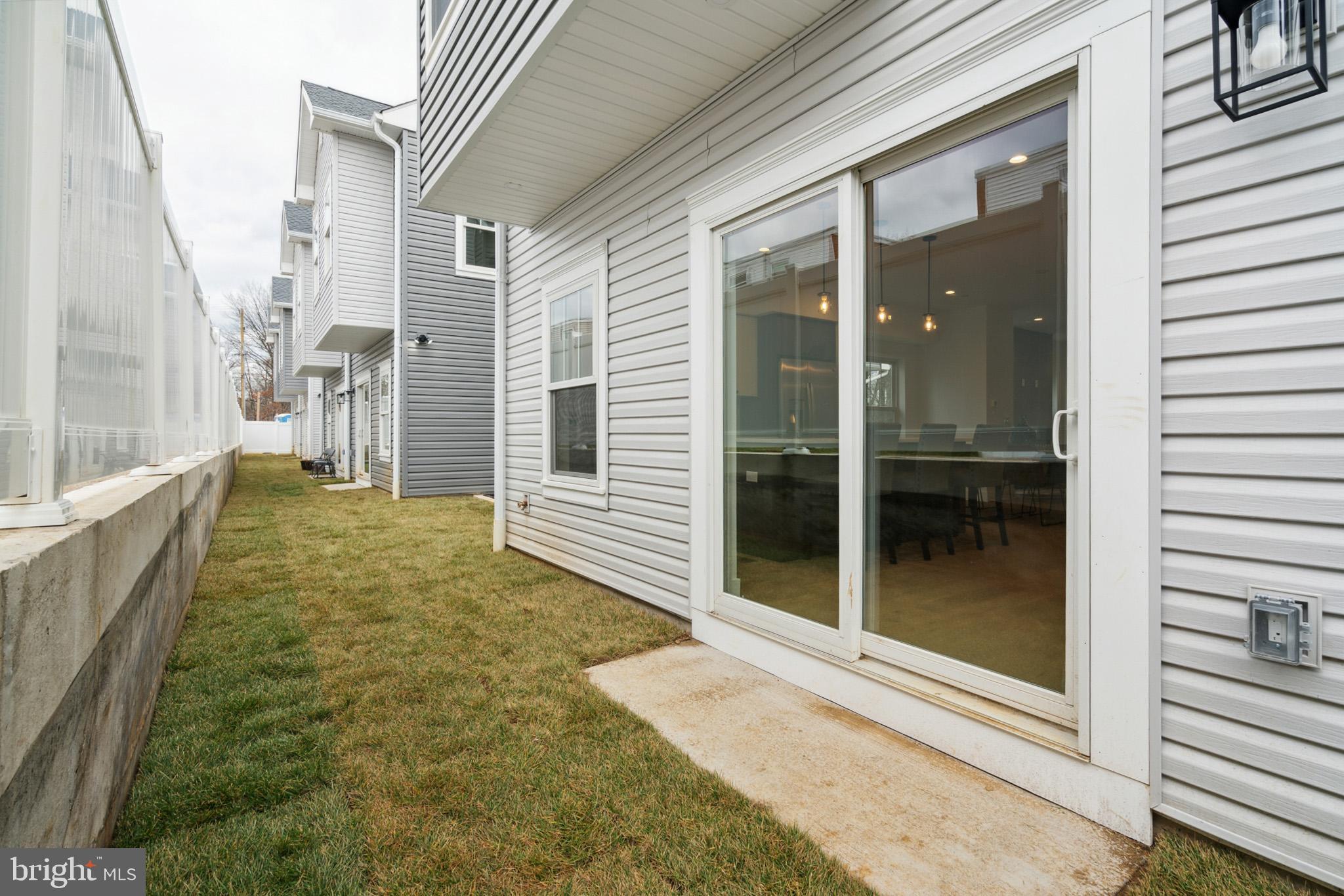 TORRESDALE MANOR - Residential