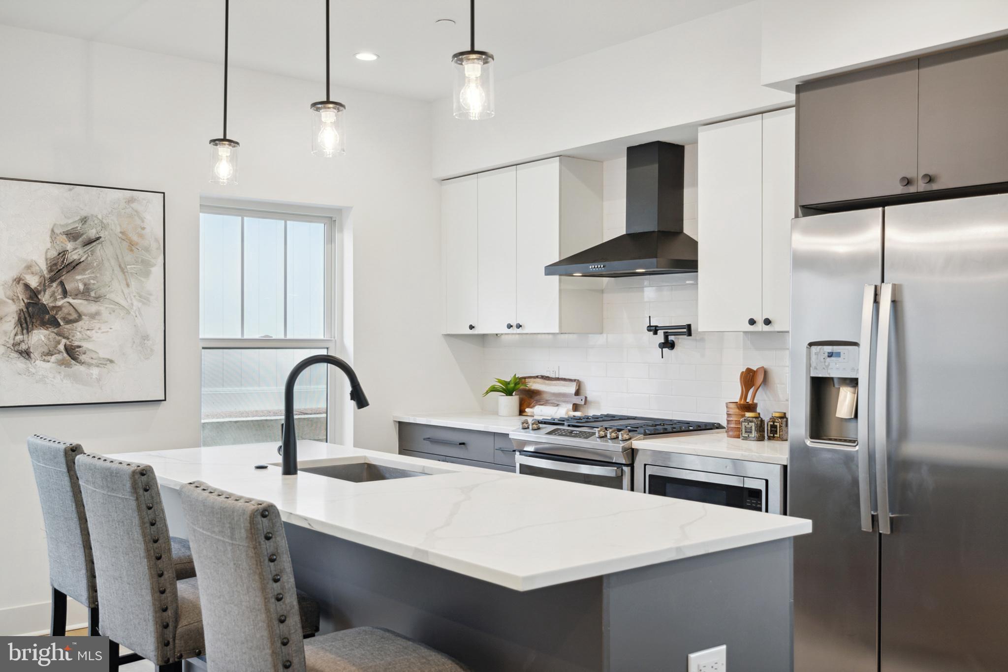 TORRESDALE MANOR - Residential