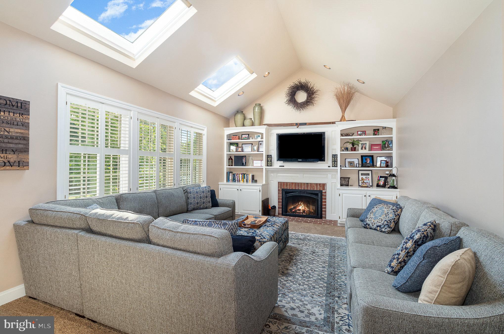 KINGSWOOD - Residential