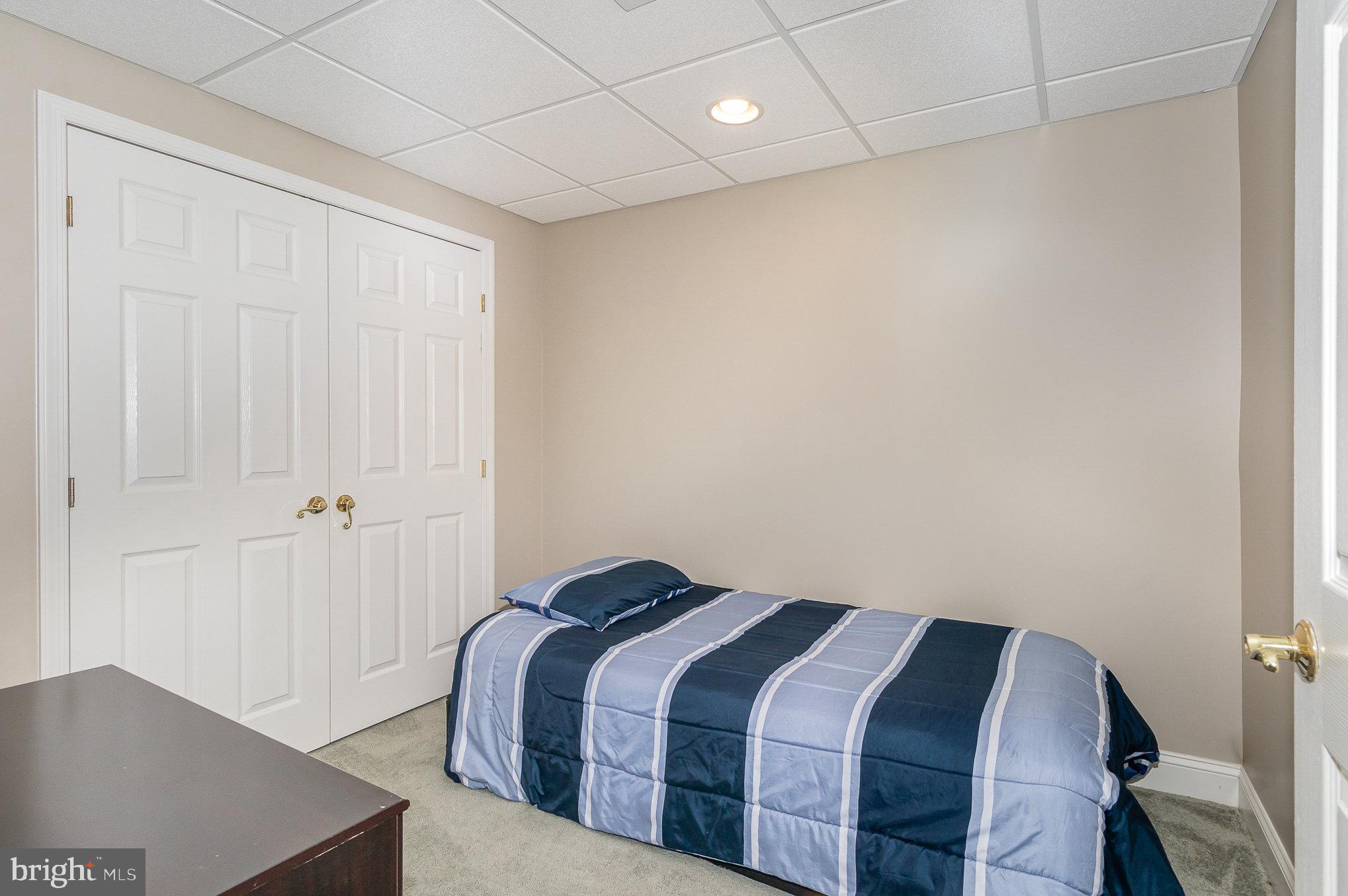 KINGSWOOD - Residential