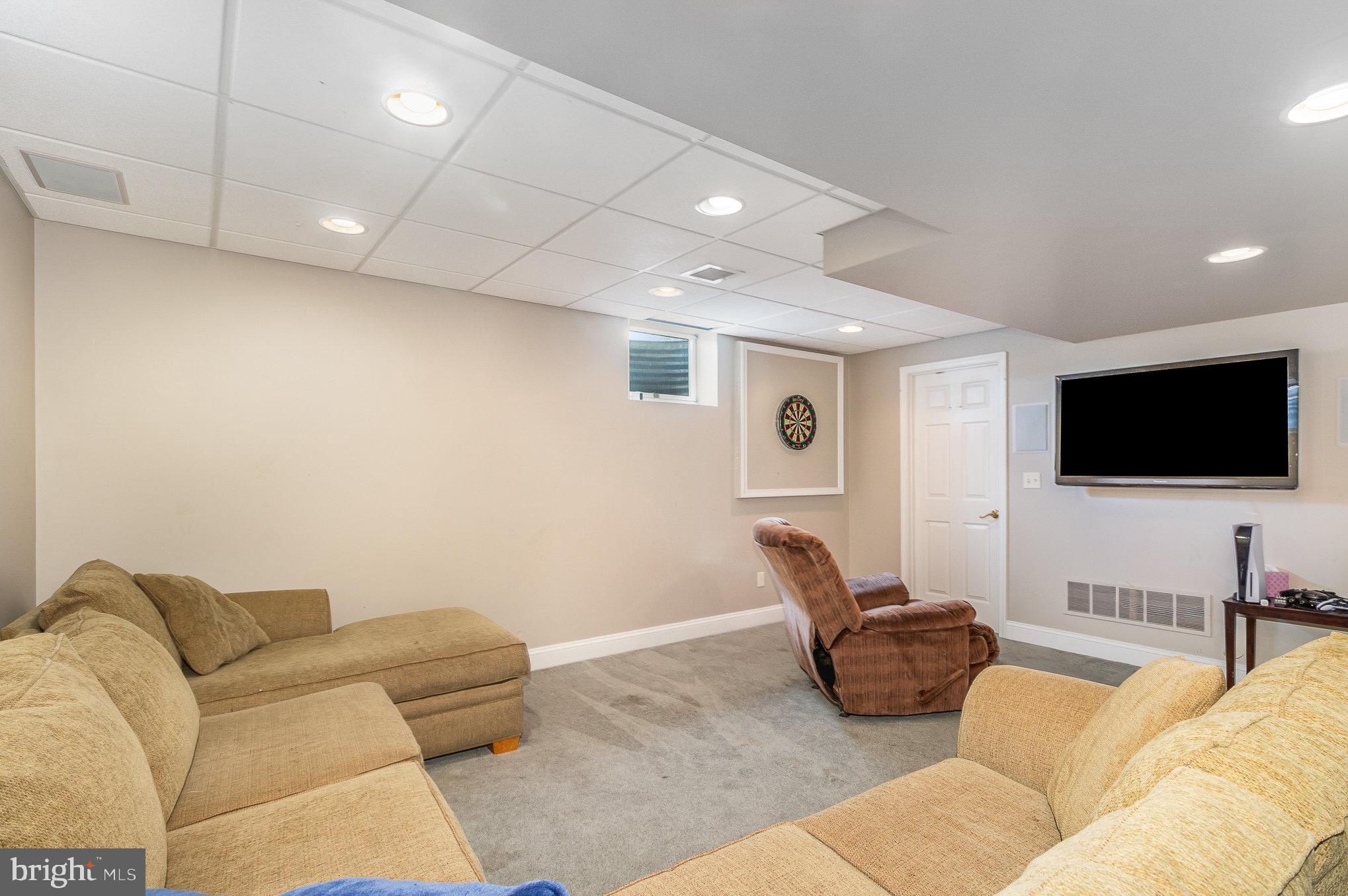 KINGSWOOD - Residential