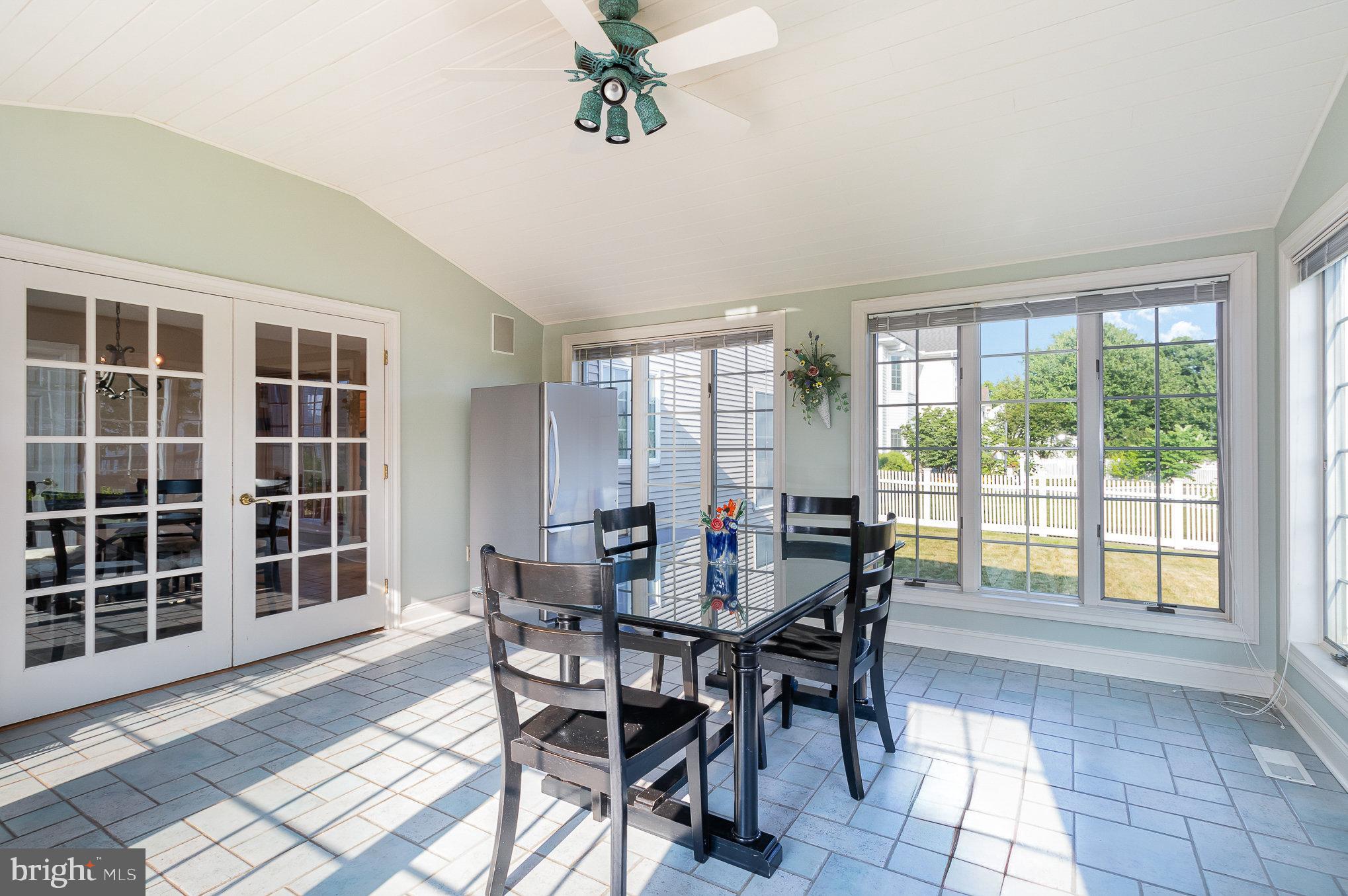 KINGSWOOD - Residential