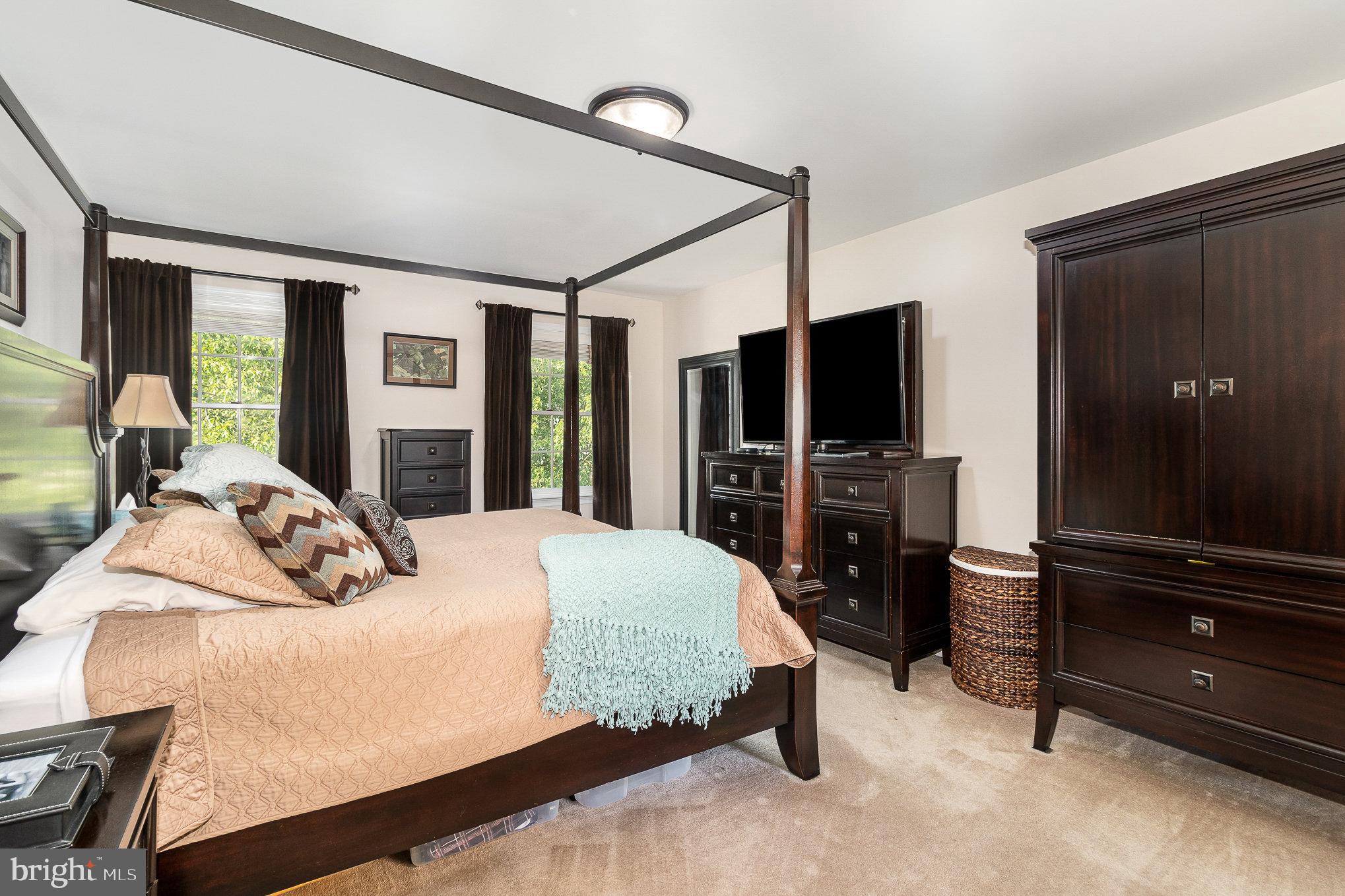 KINGSWOOD - Residential