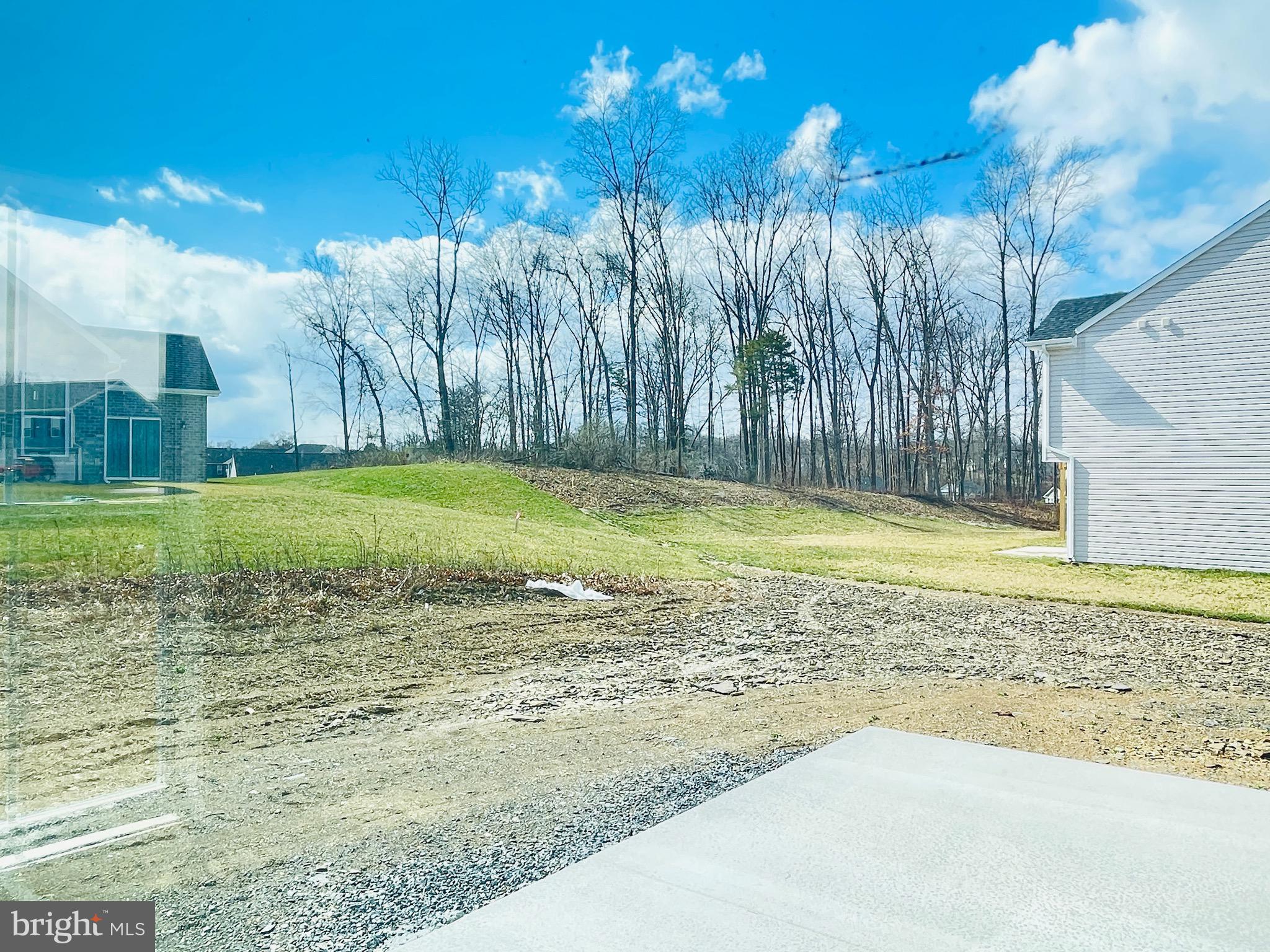 NADENBOUSCH PINES - Residential