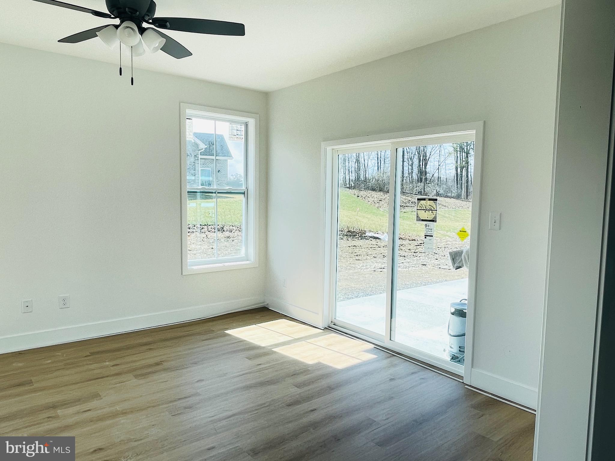 NADENBOUSCH PINES - Residential