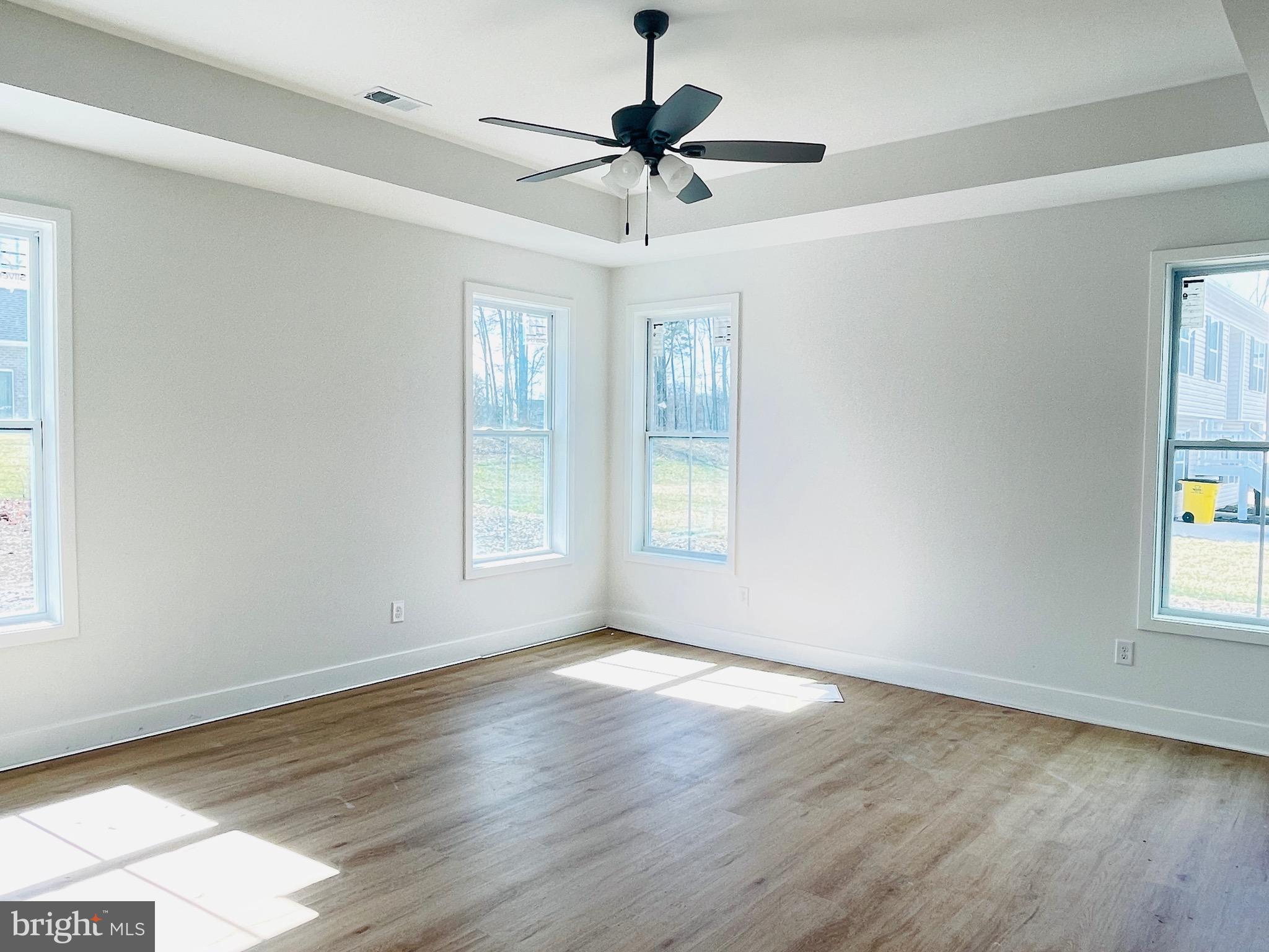 NADENBOUSCH PINES - Residential