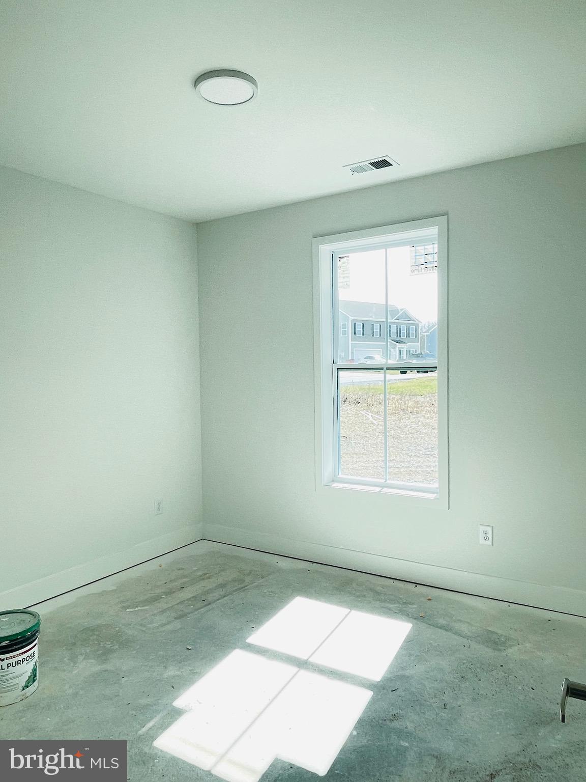 NADENBOUSCH PINES - Residential