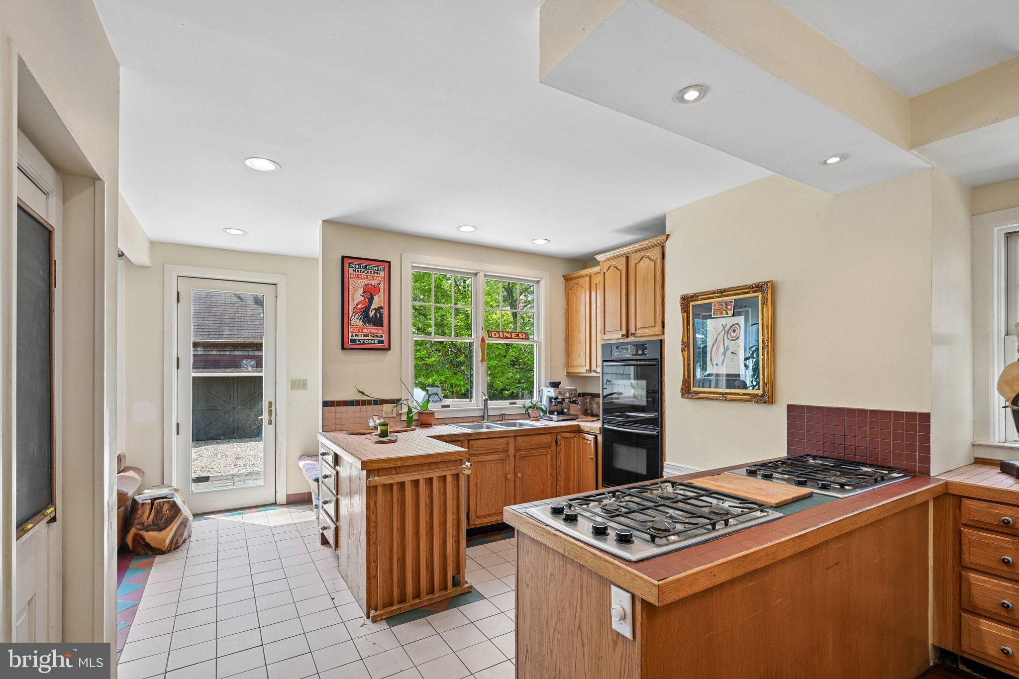 ARDMORE - Residential