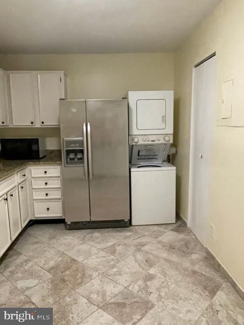 WATERGATE AT LANDMARK - Residential Lease