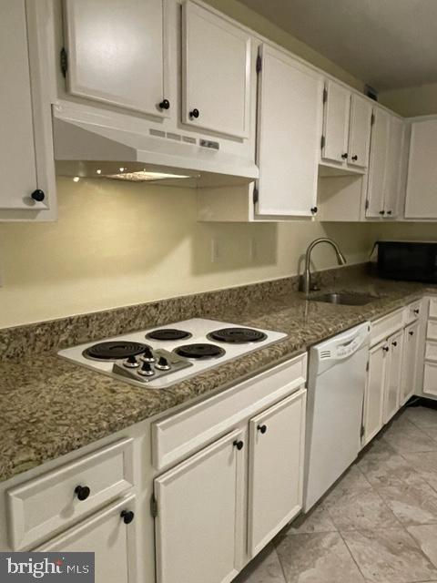 WATERGATE AT LANDMARK - Residential Lease