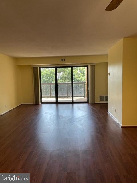 WATERGATE AT LANDMARK - Residential Lease