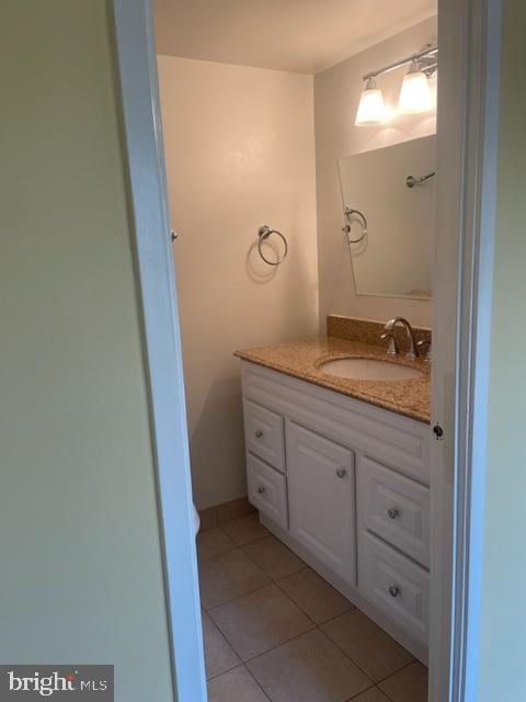 WATERGATE AT LANDMARK - Residential Lease