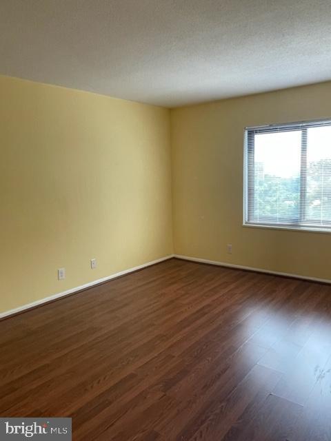 WATERGATE AT LANDMARK - Residential Lease