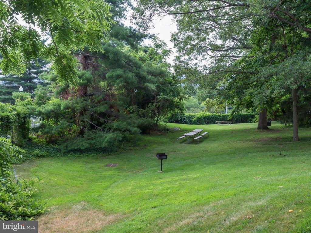 WATERGATE AT LANDMARK - Residential Lease