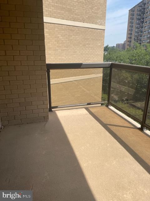 WATERGATE AT LANDMARK - Residential Lease