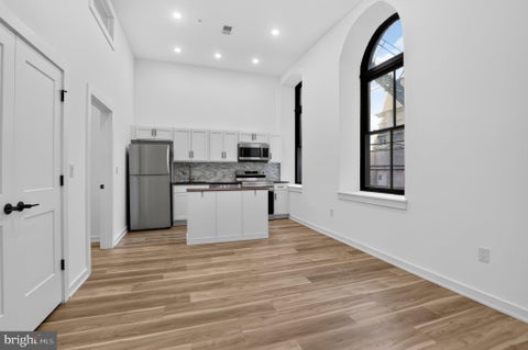 Condo For Rent - 1415 Locust Street #204<br/> PHILADELPHIA, PA 19102