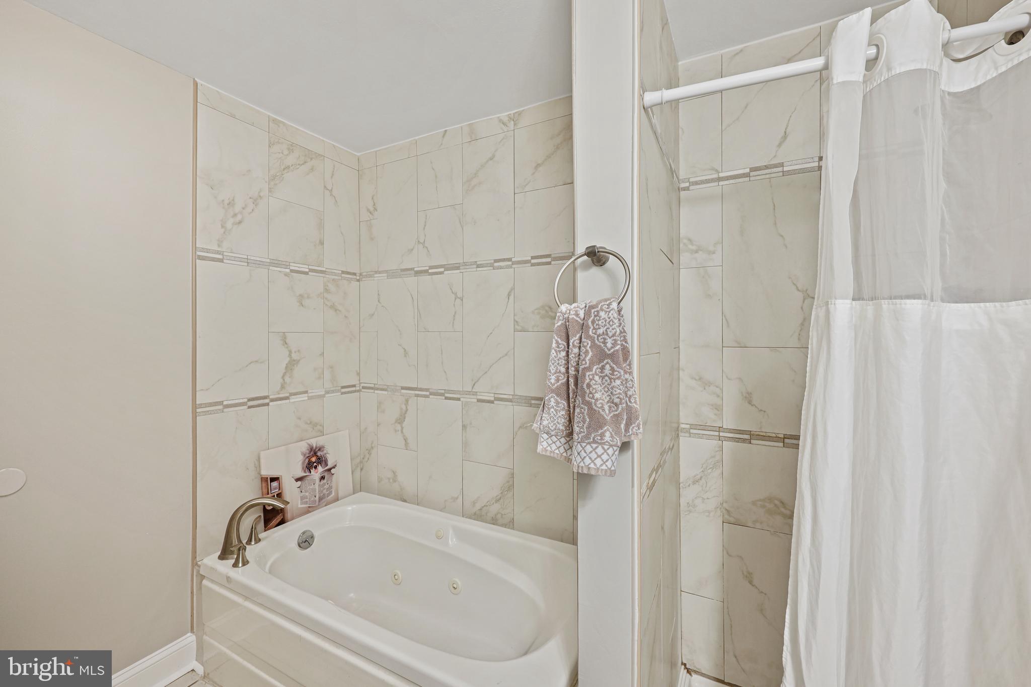 KIRK ACRES - Residential