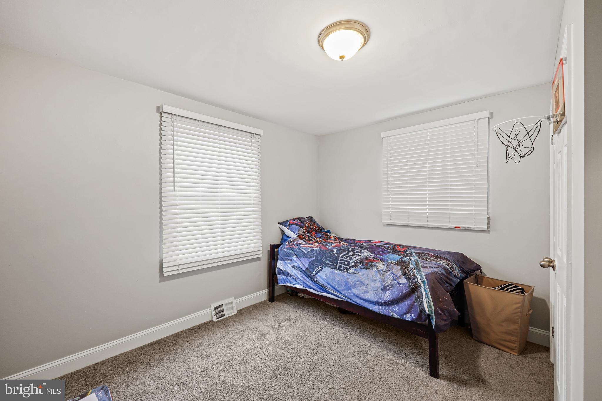 KIRK ACRES - Residential