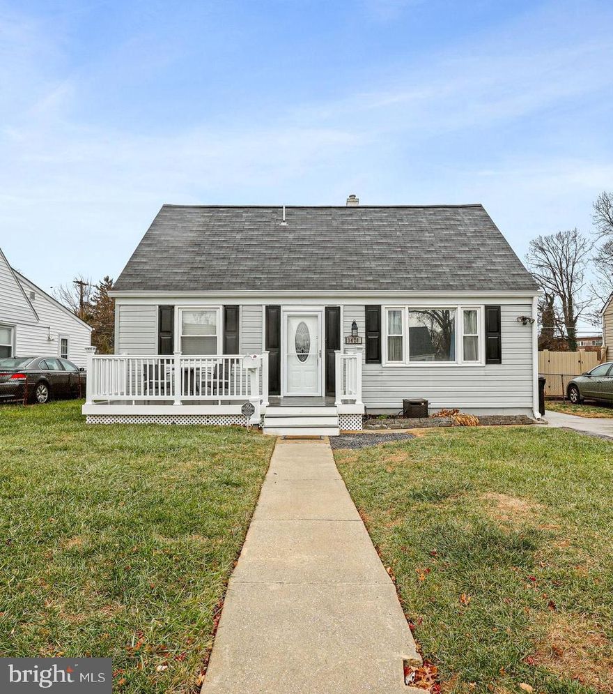 Don’t miss this rare opportunity to own a beautifully renovated home that blends style, comfort, and affordability! The stunning kitchen boasts granite countertops, a custom tile backsplash, stainless steel appliances, and a spacious island with a breakfast bar—perfect for cooking and gathering. Retreat to the expansive upper-level master suite, complete with a private spa-like bathroom featuring a luxurious soaking tub and separate shower. Step outside to enjoy the large, fenced backyard, ideal for outdoor entertaining and relaxation. This home is a true gem—schedule your showing today!