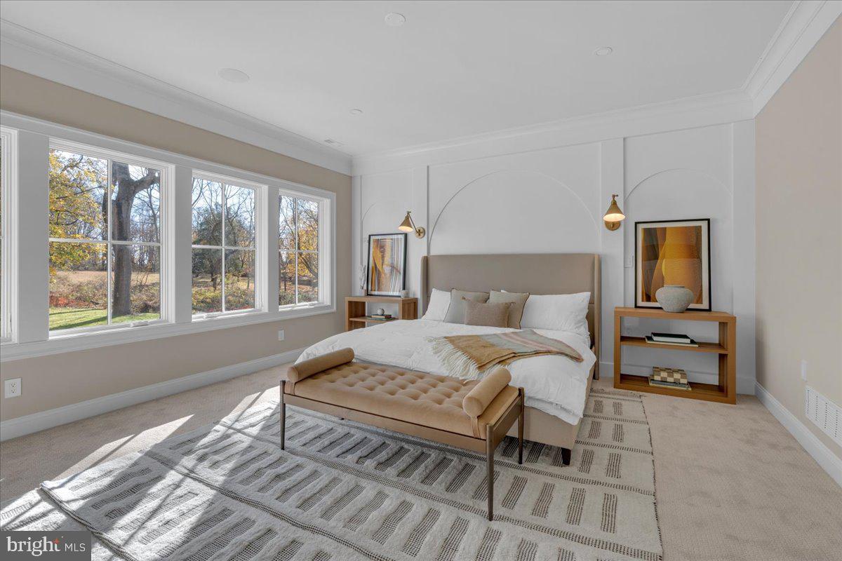 ROXBOROUGH - Residential