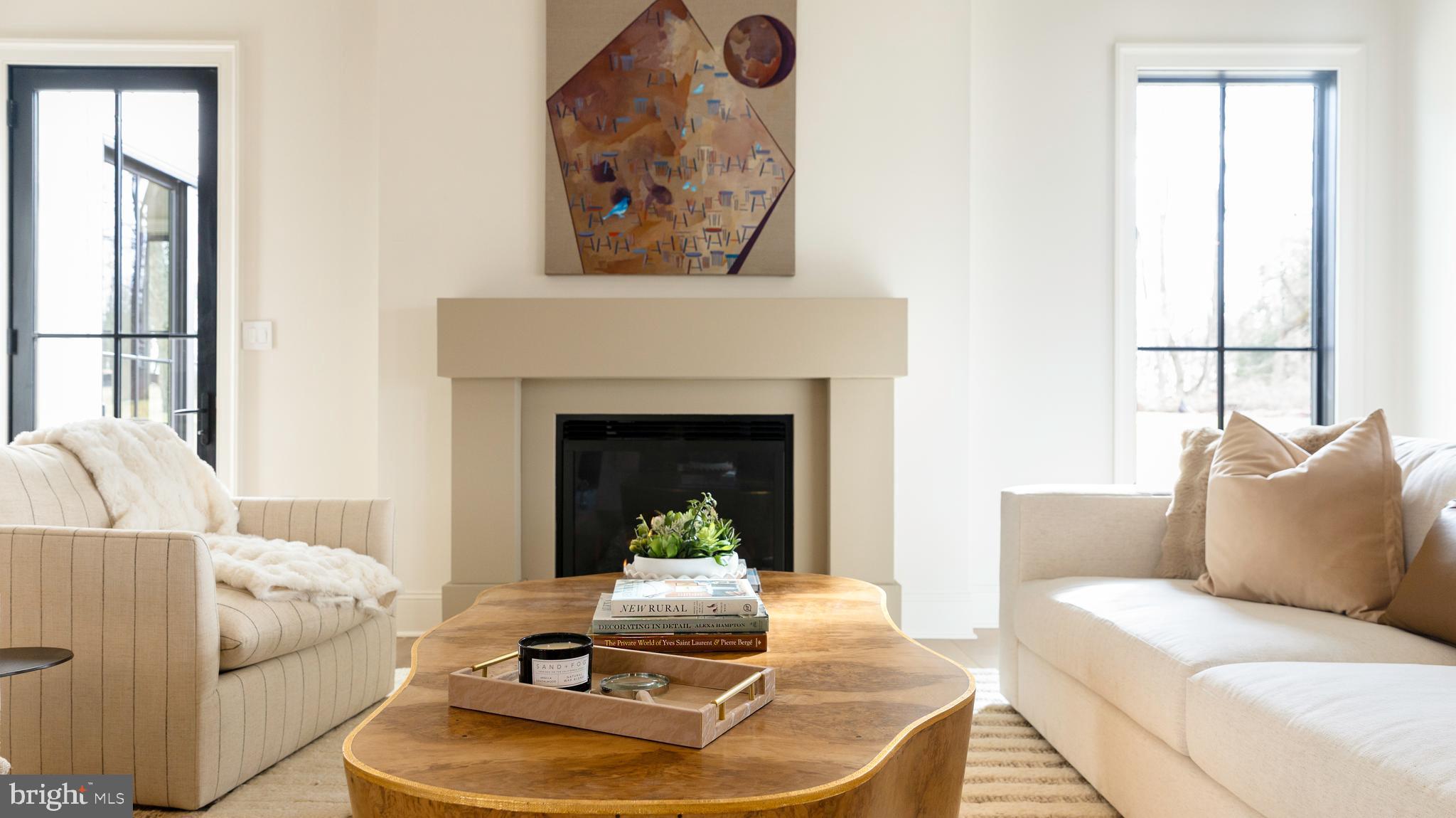 ROXBOROUGH - Residential