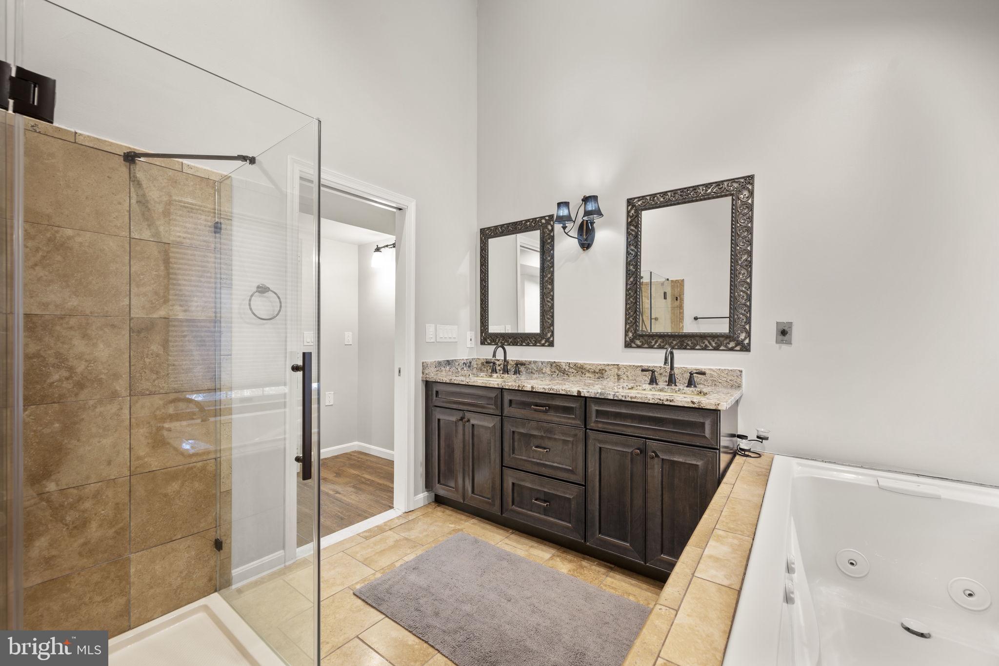 GREENE TREE - Residential