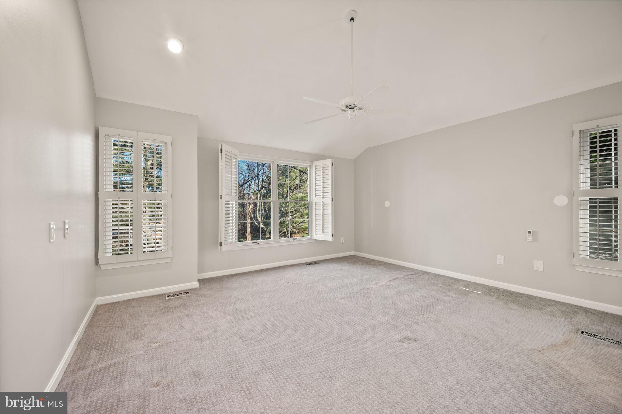 GREENE TREE - Residential