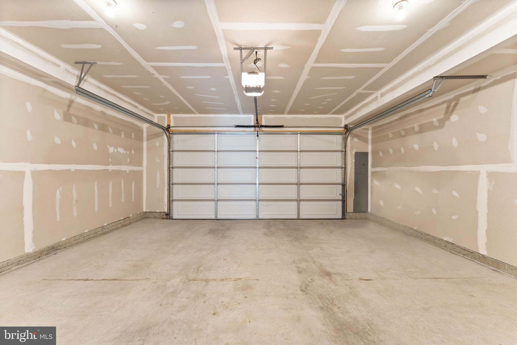 BRAMBLETON - Residential Lease